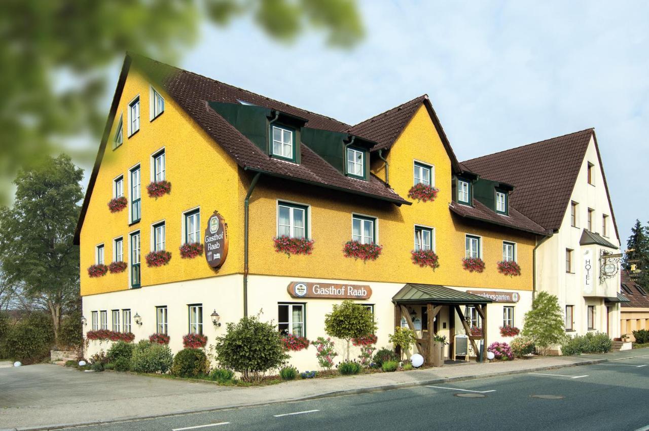 Hotel Gasthof Raab Schwabach Bagian luar foto